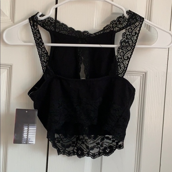 NWT! Urban Outfitters: Lace Keyhole Bralette - Picture 3 of 4